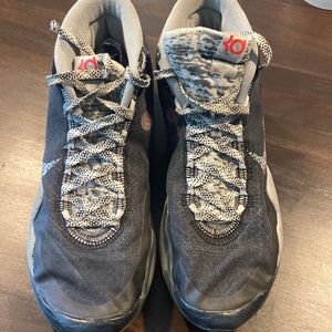 Mens 10 KD12 basketball shoes
